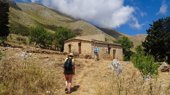 Zingaro3.jpg Zingaro3.jpg